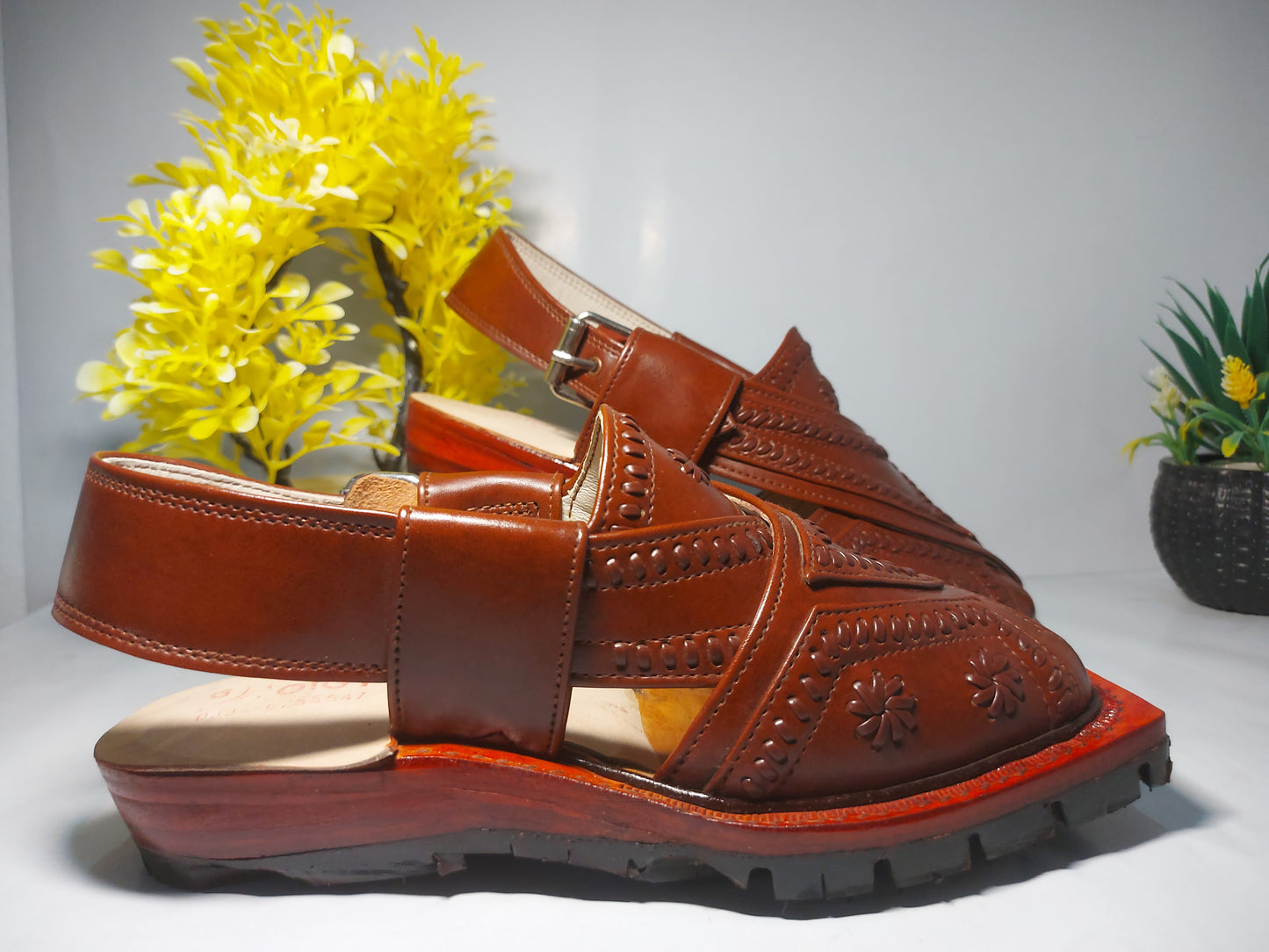 Handmade Design of Norozi Chappal
