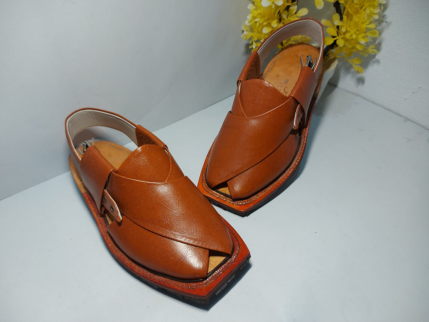 Handcrafted Norozi Chappal Desig