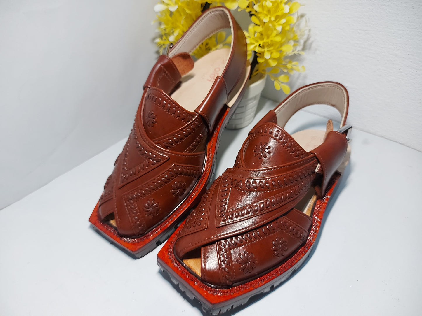 Handmade Design of Norozi Chappal