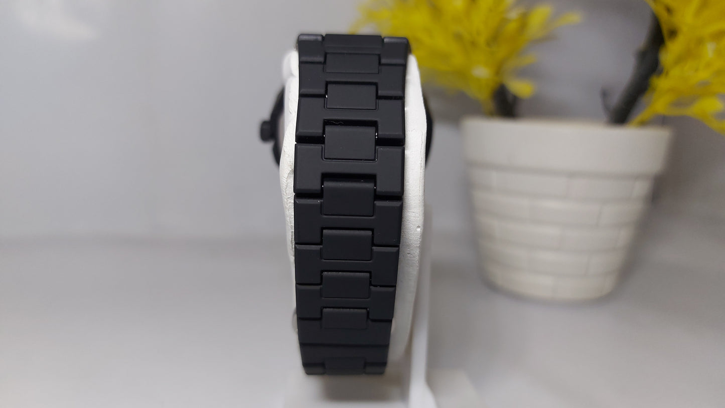 Black Arabic Aura Watch