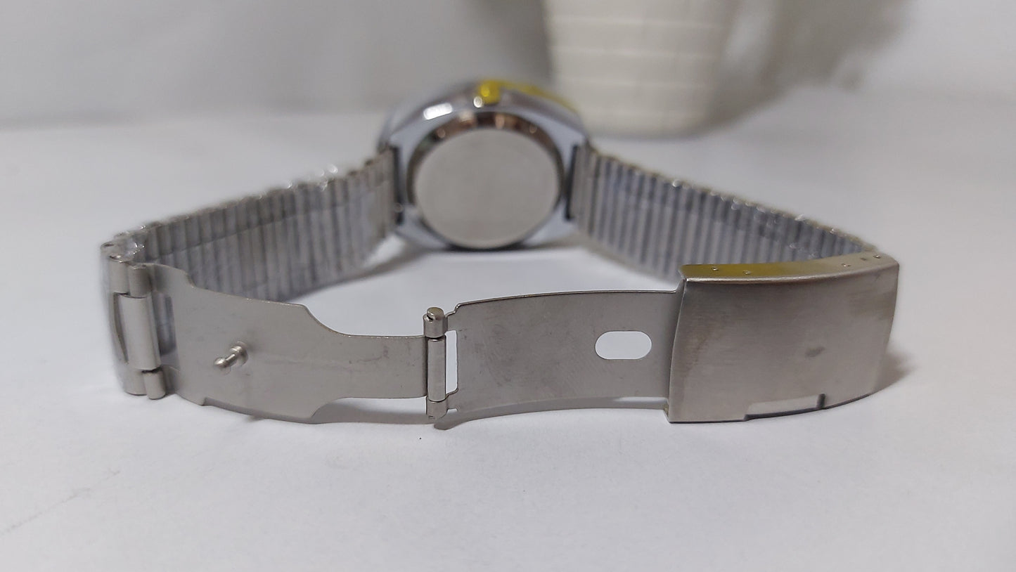 Rado Regular Chain