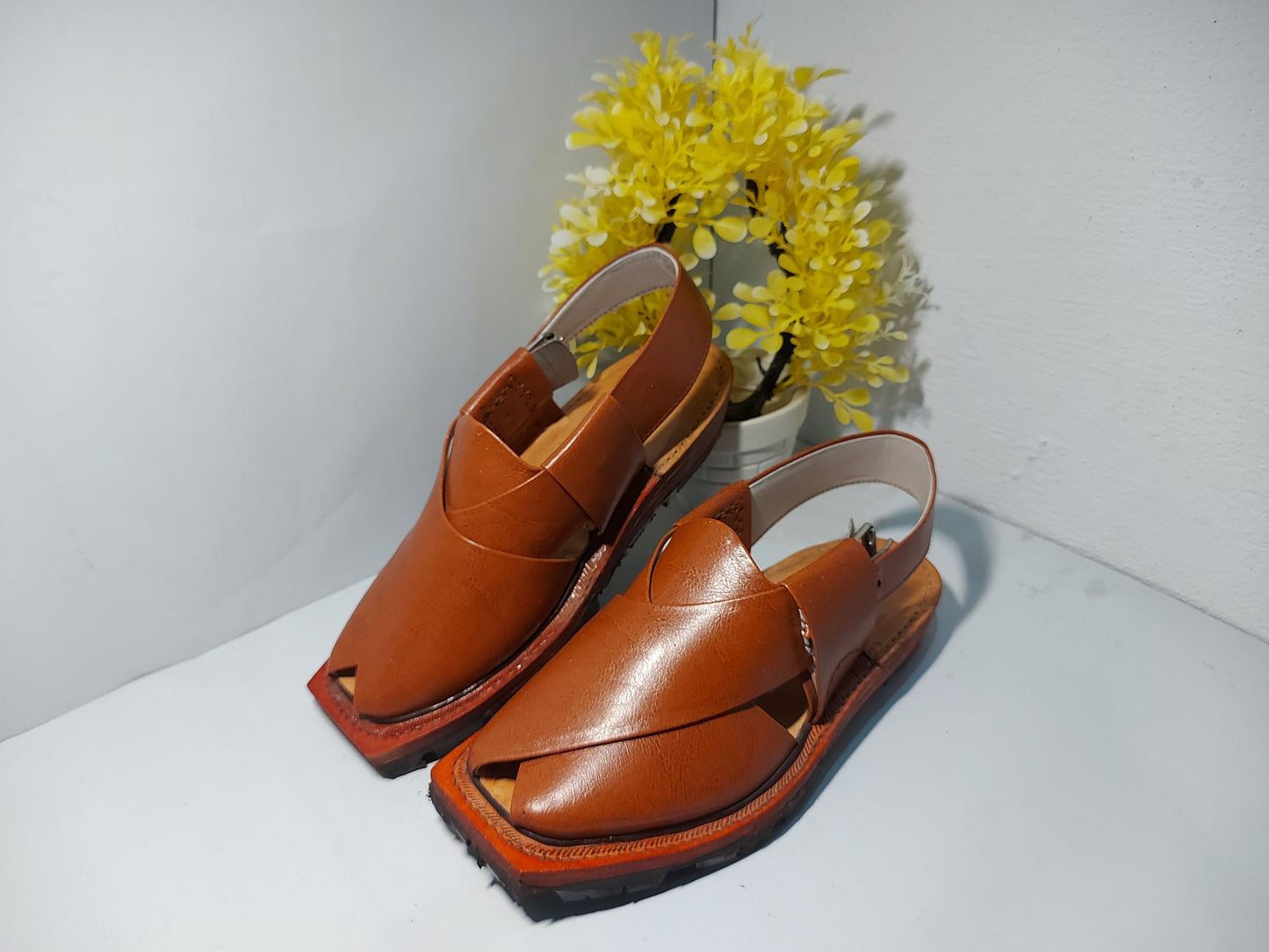 Handcrafted Norozi Chappal Desig