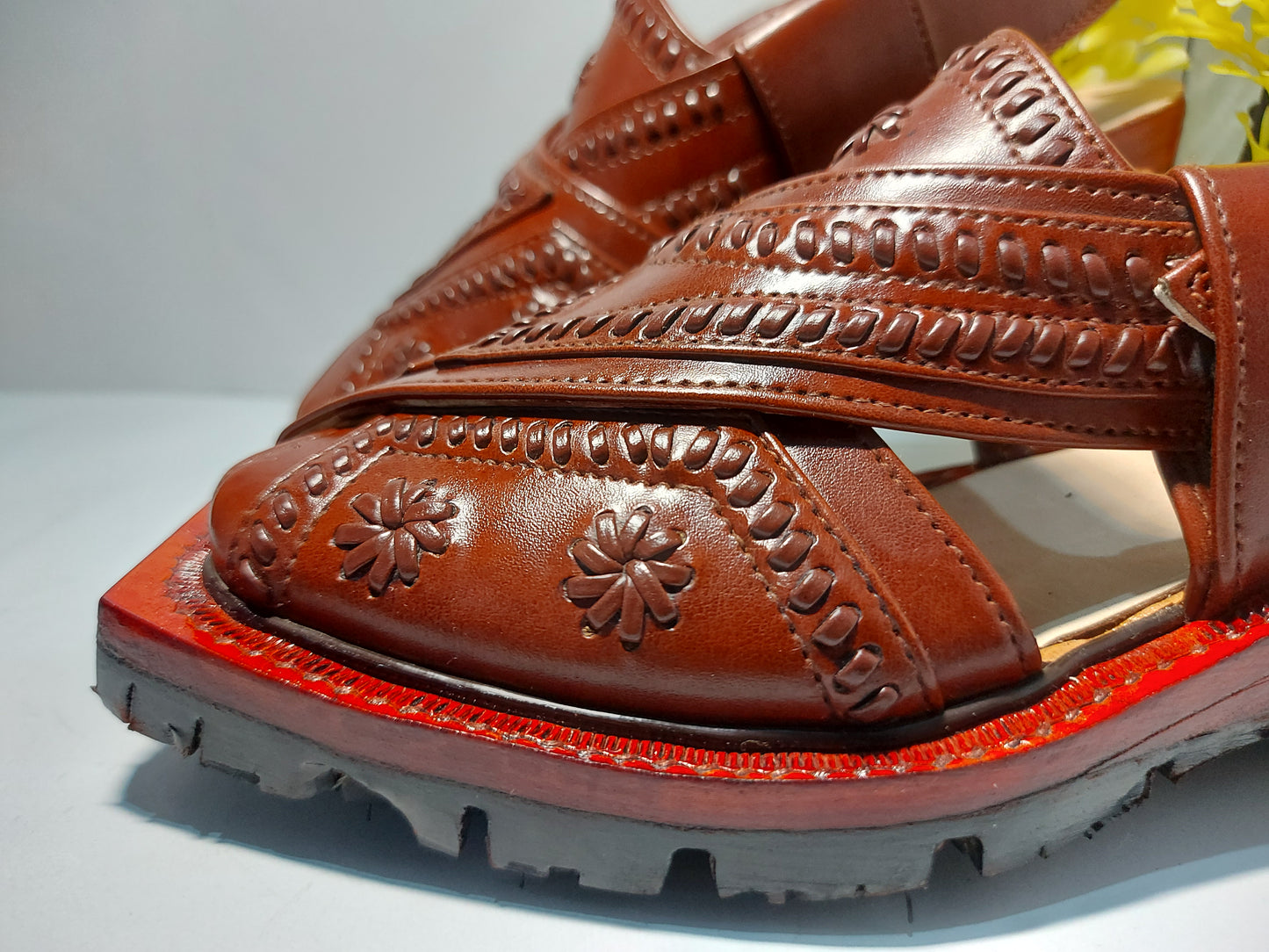 Handmade Design of Norozi Chappal